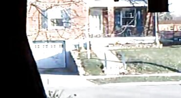 phim sex alime Anh chàng da trắng liếm âm hộ tình nhân da đen và fucks phjm set với chồng.